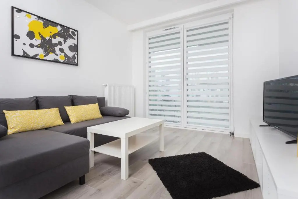 Self Check - in 24h near Tauron Arena Apartments by InPoint