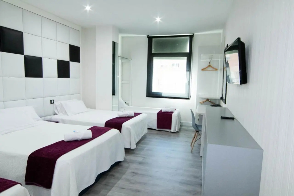 Hoteles Urbanos N Avenida de España