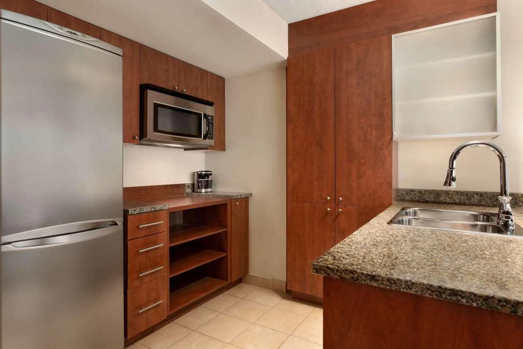 Embassy Suites by Hilton - Montreal