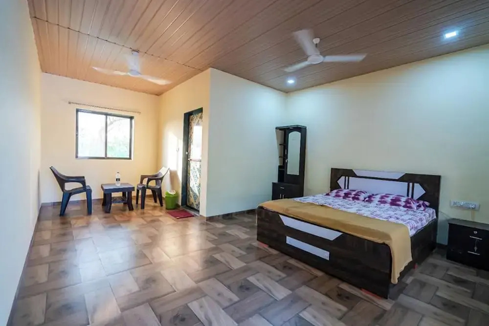 Lsq Ruturaj Farms
