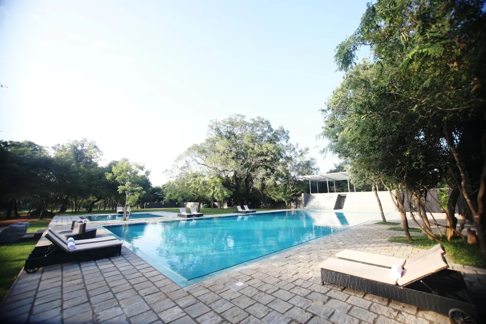 Aswadduma Hotel