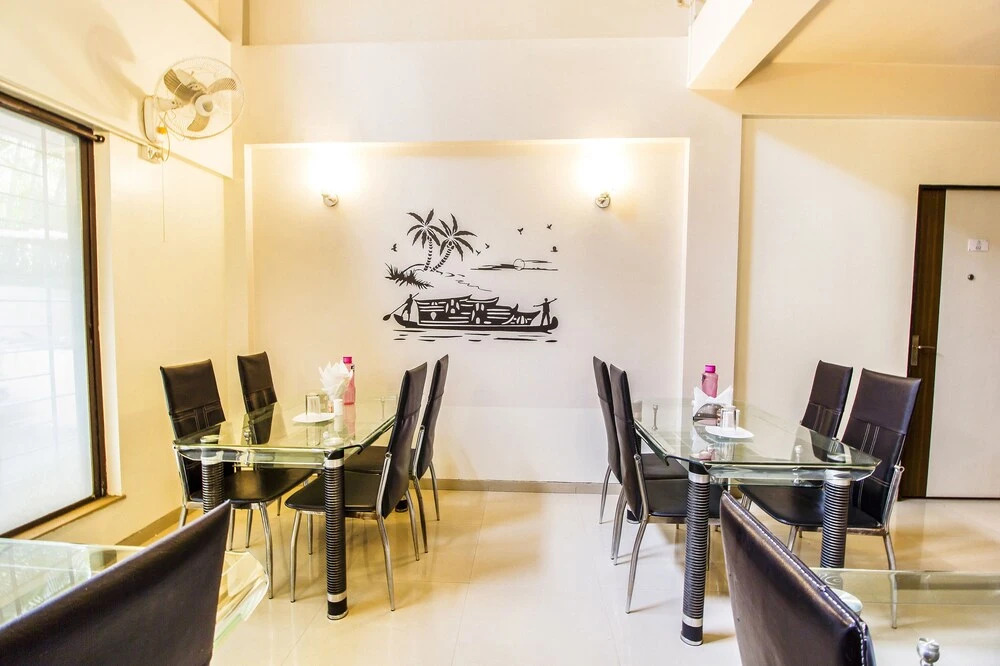 FabHotel Aundh