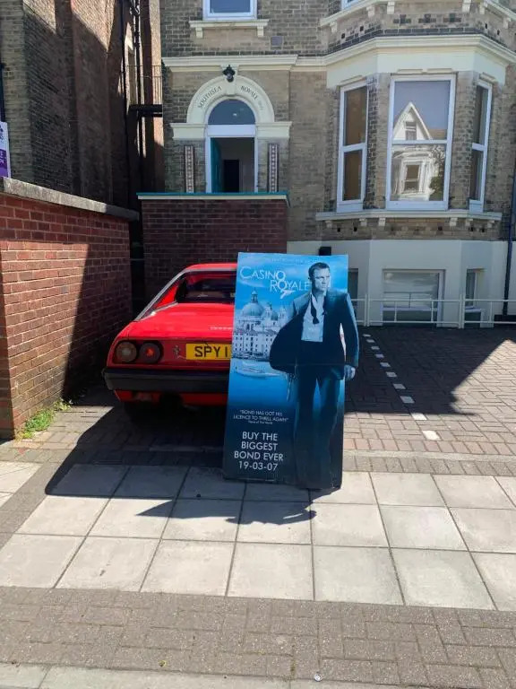 Southsea Royale Studio, James Bond, Parking, Seafront