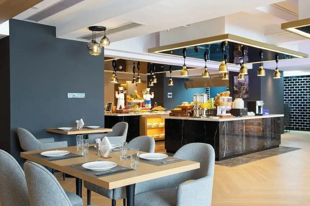 Rezen Langham Honor International Hotel Canton Fair Complex Kecun Metro Station Branch