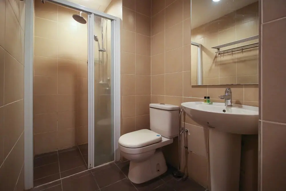 OYO Home 577 Premium 1BR Taragon Puteri