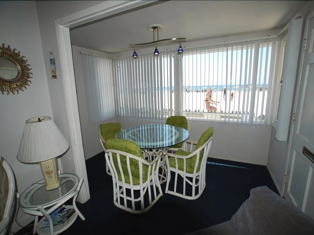 2710 W Ocean Front Lar 2 Bedroom Home