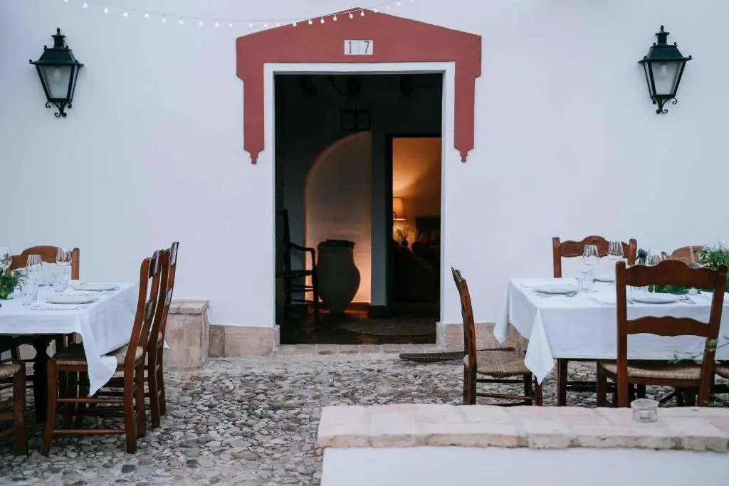 Elegant Villa in Montilla with Private Pool