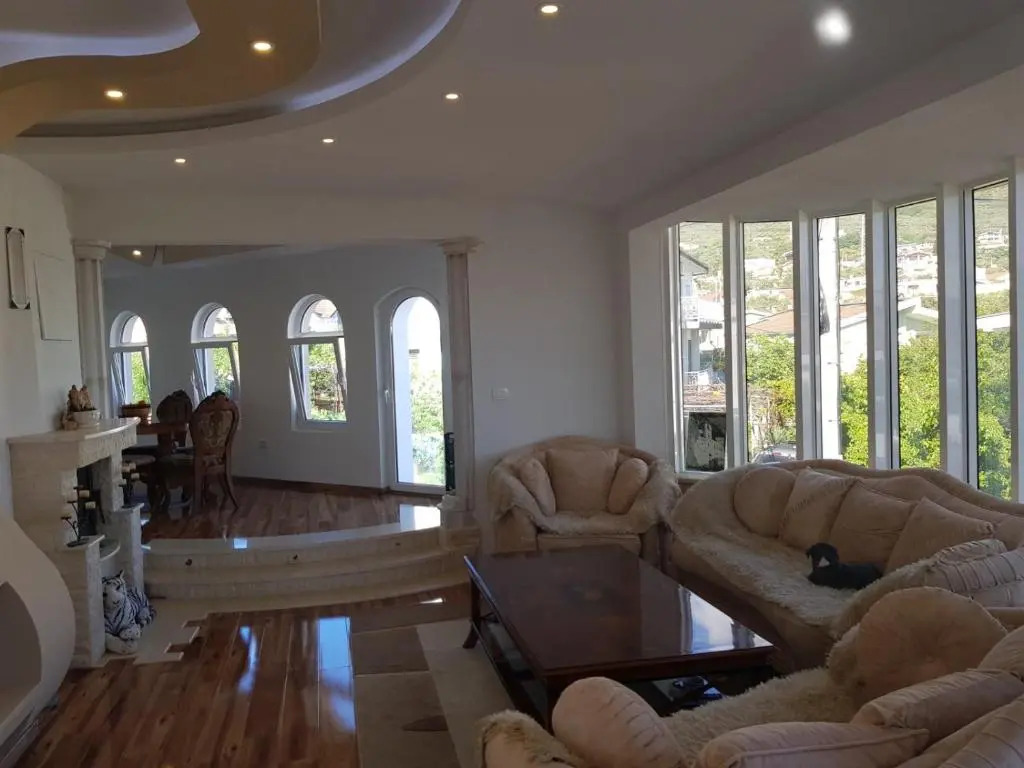 Guest House Lavrovic