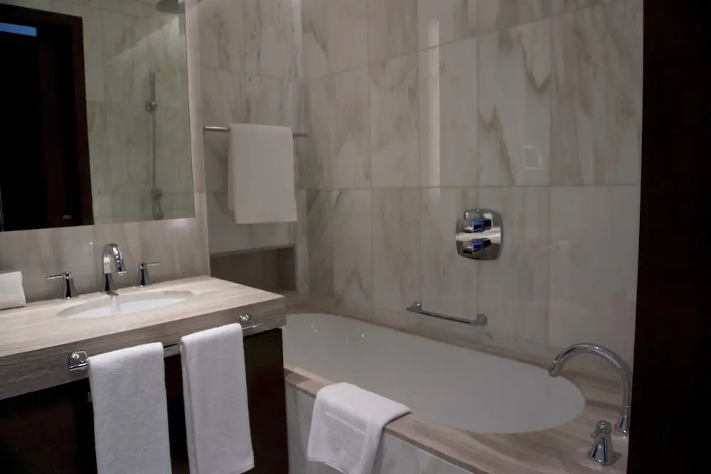 Ultimate Luxury & Views at the Fountains Dubai
