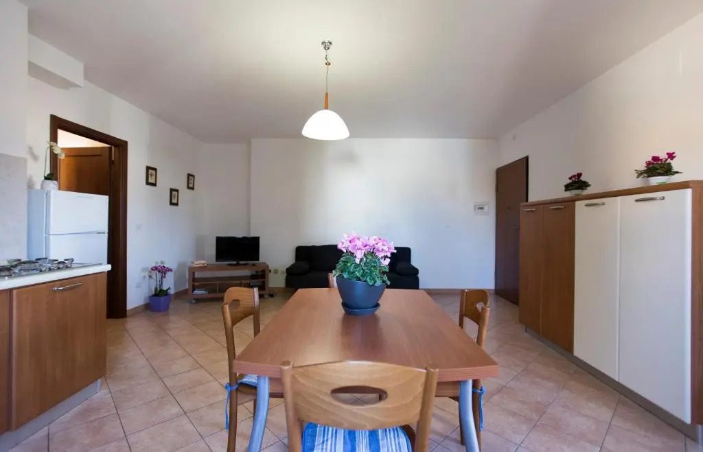 Elena House Fertilia