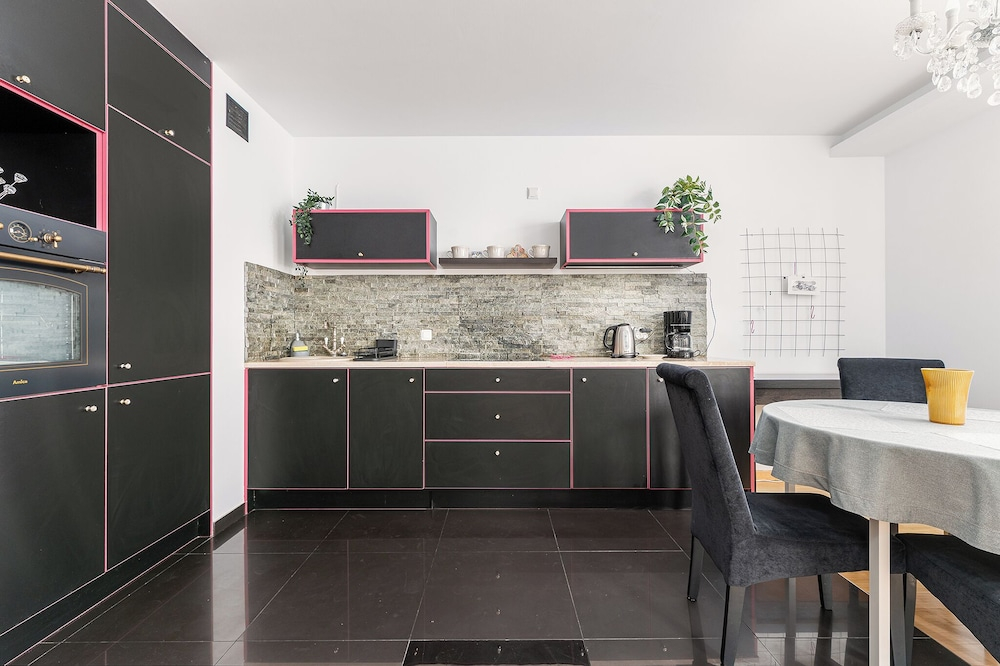 RentPlanet - Apartament Skoroszewska