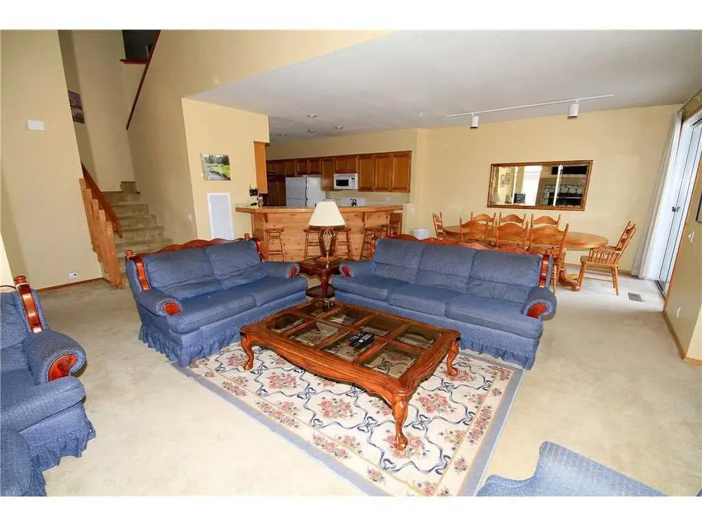 Snowcreek Phase 4 521 4 Br townhouse by RedAwning