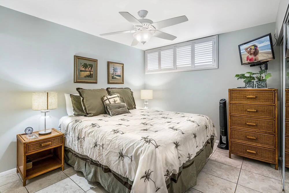 Sea Village 1105
