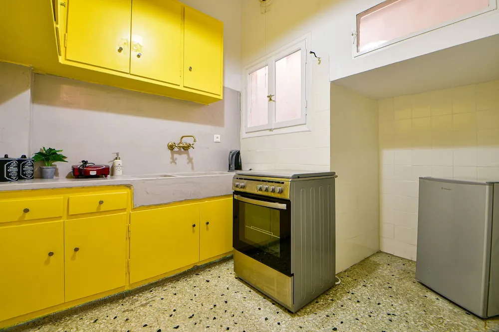 Athenian sunny apartment
