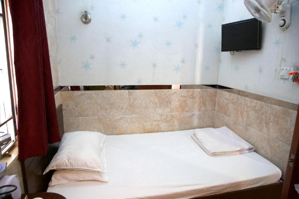 Yau King Hotel