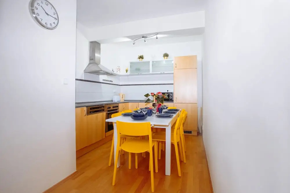Beautiful apartment in central Residence