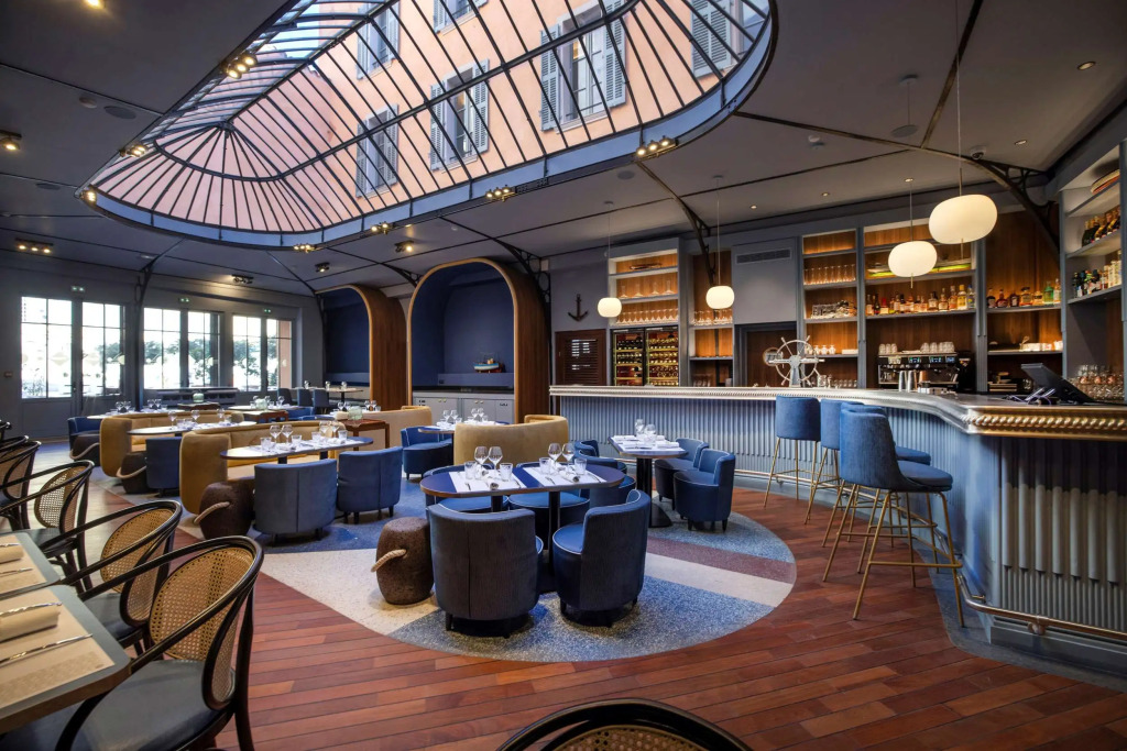 LEautel Toulon Centre Port