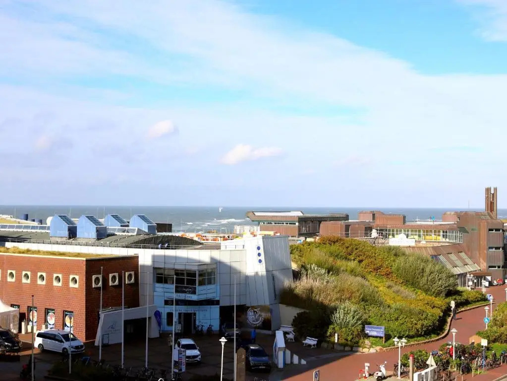 Strandnahe Ferienwohnung, Zentral gelegen, WLan und Balkon, Andreas Dirks-Str. 1