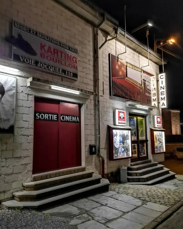 Un logis au 13 Faubourg de France à Bouillon à 50m de la Semois