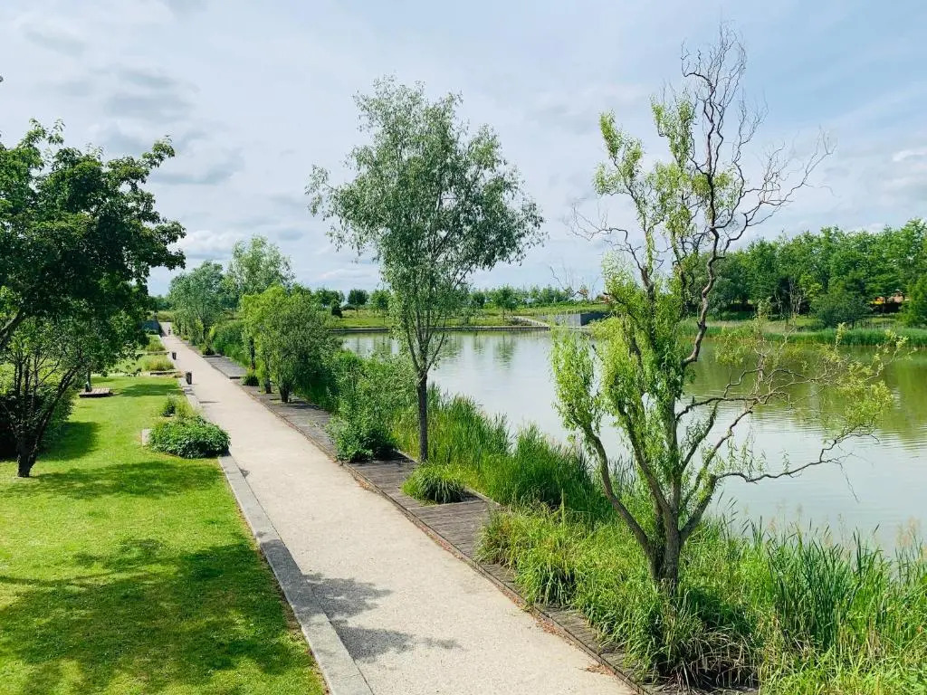 Disneyland-Paris 8pers,Parking, NETFLIX, Wifi
