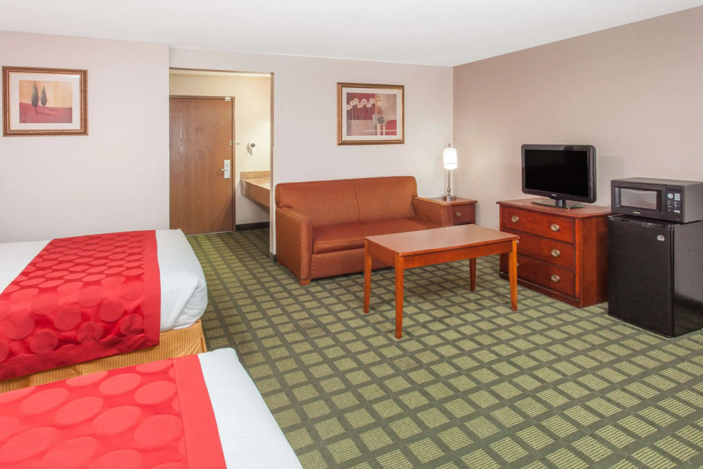 Baymont by Wyndham Decatur IL North