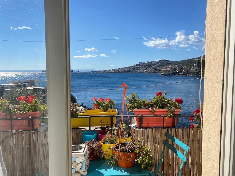 Serene Holiday Home in Acireale near Sea
