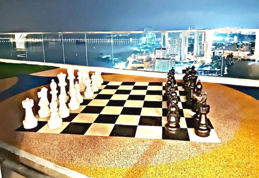 OYO Home 90948 Irishe Homestay Penang City Seaview