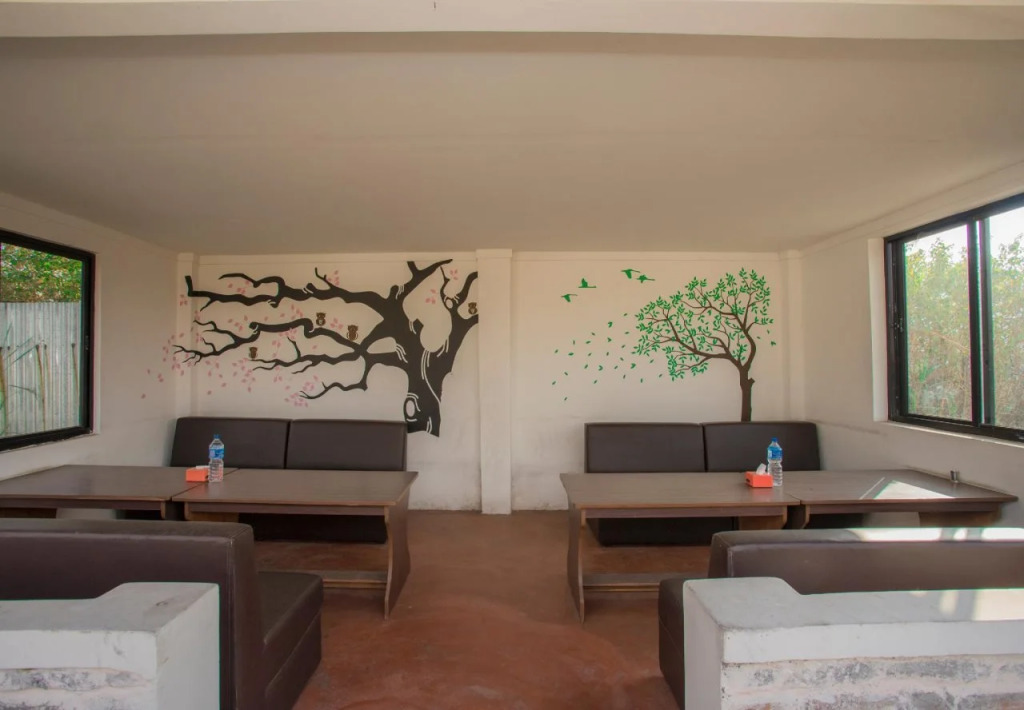 White Orchid Resort  By OYO Rooms