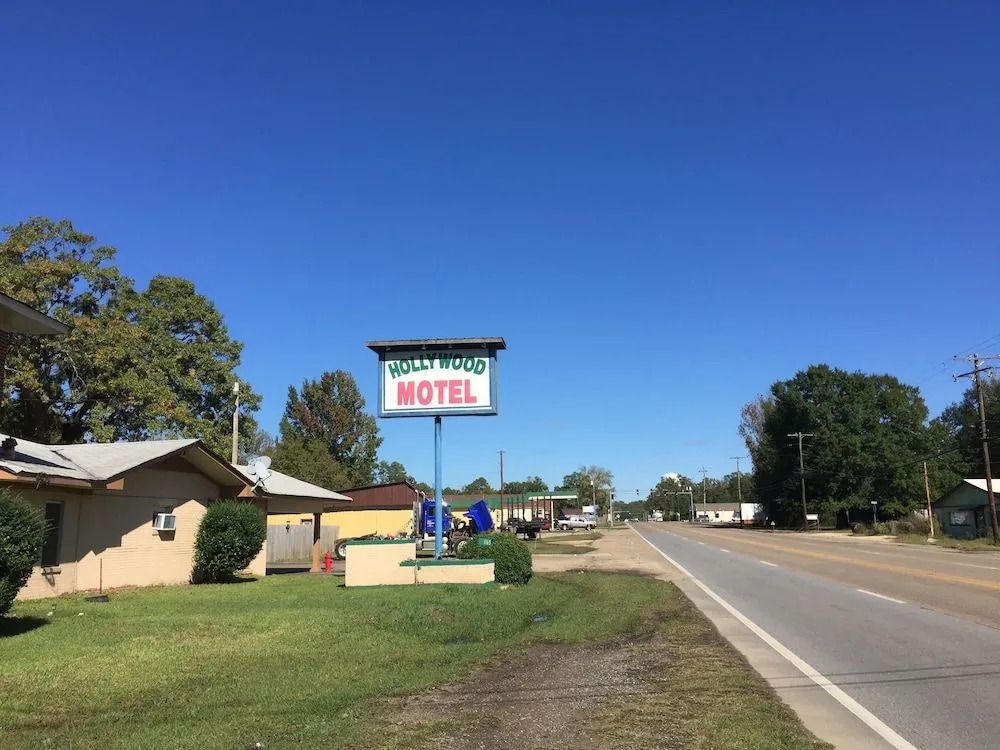 Hollywood Motel