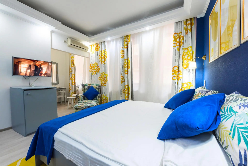 Relax Comfort Suites Hotel