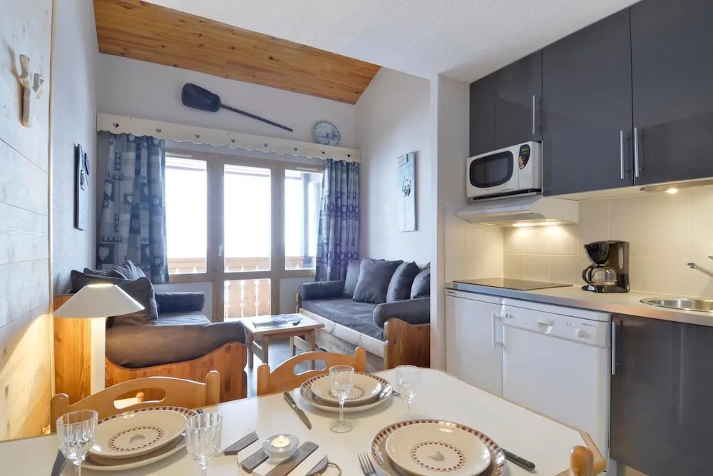 Belle Plagne Three-roomed Apartment for 5 People of 30mâ² on the Slopes Lc520
