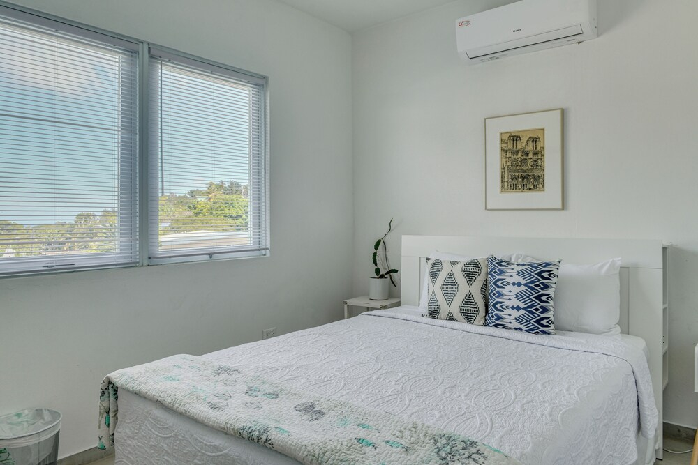 Resort-style Living Near Shore! Vieques Retreat
