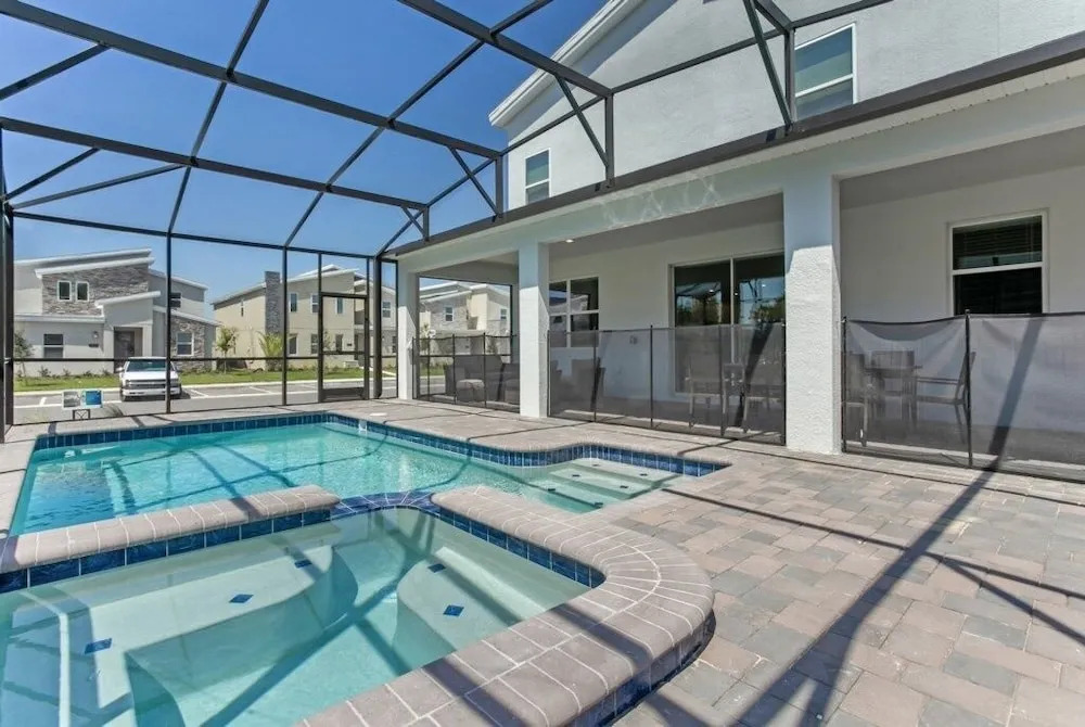 Superior 9 Bed Games Room, Pool Spa Themed Rooms! Home