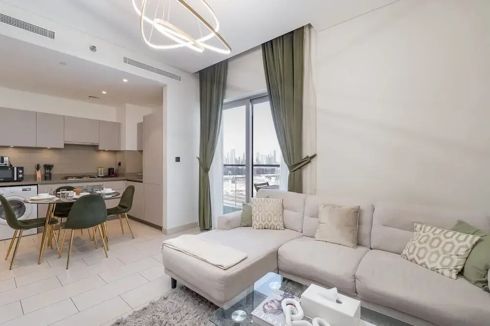 Lavish 2BR Apartment in Sobha Creek Vistas Reserve
