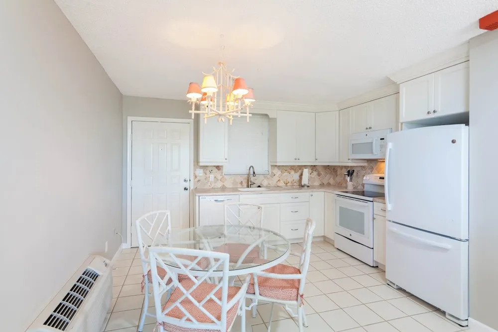 Bonita Beach 5500 - 5205