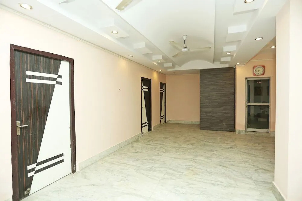 Oyo 14624 Hari Dham