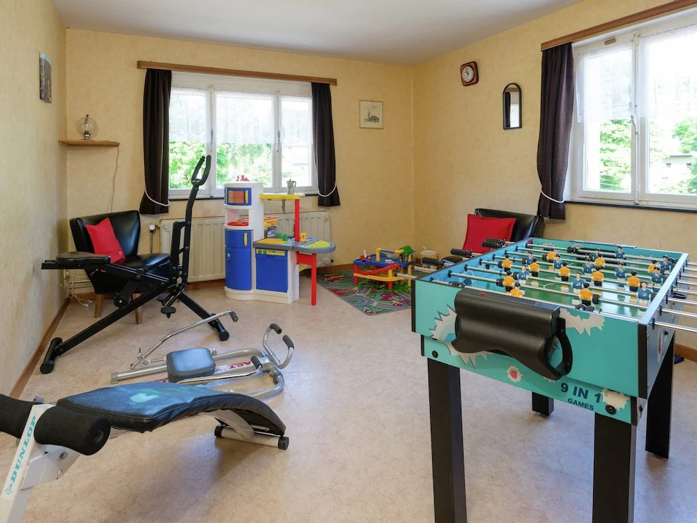 Spacious holiday home with large garden
