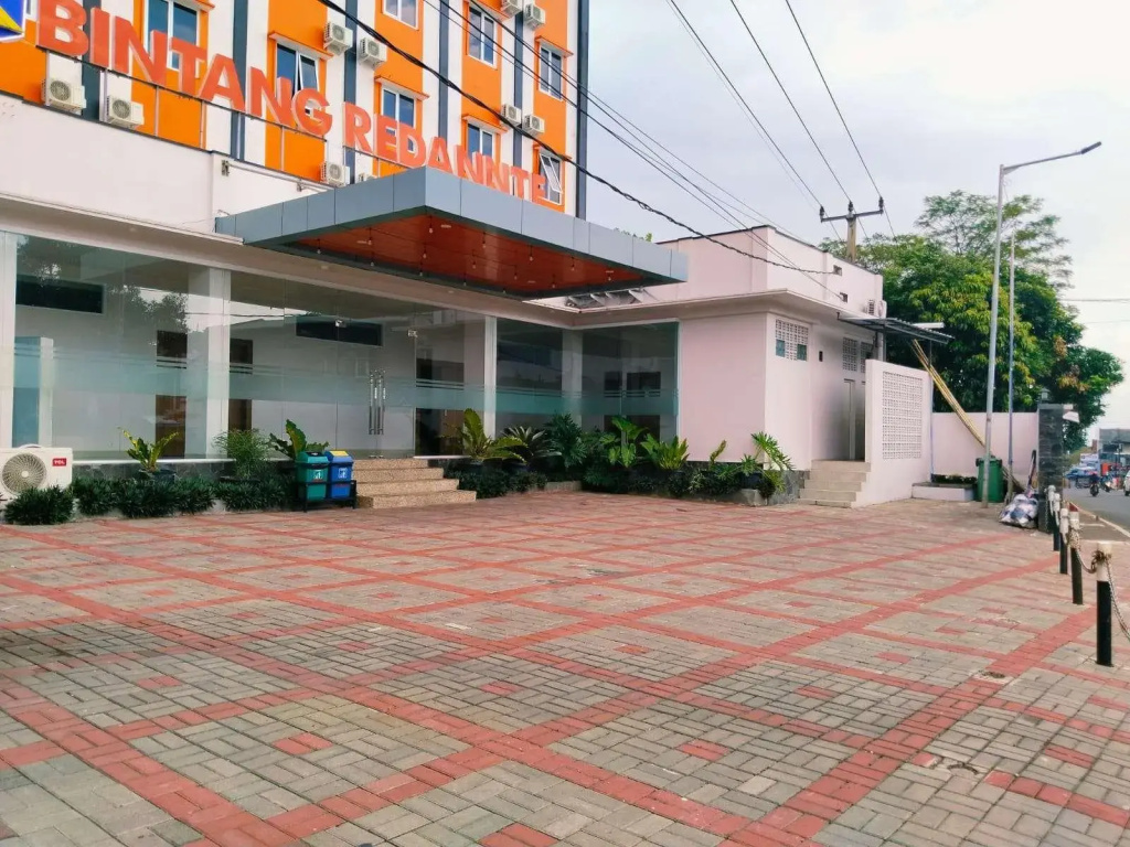 Hotel Bintang Redannte