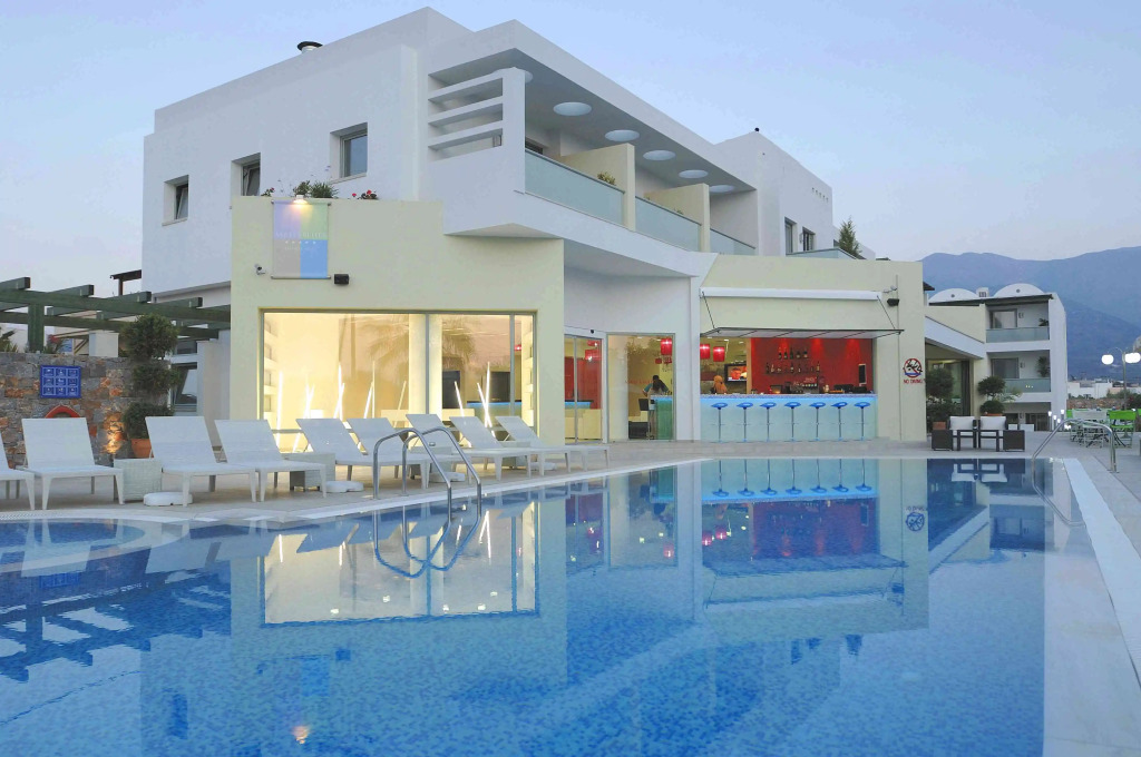 Angela Suites Boutique Hotel