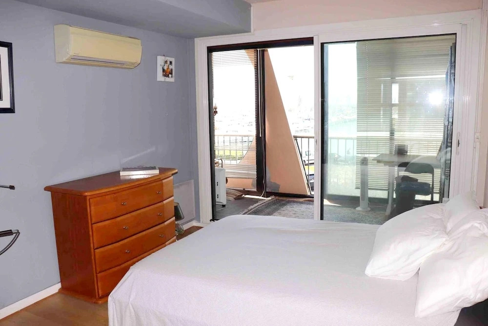 Apartment With 2 Bedrooms in La Grande-motte, With Wonderful sea View, Furnished Terrace and Wifi