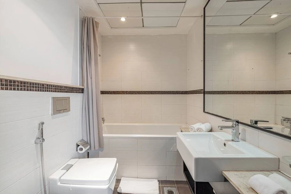 Amazing 1br Dubai Marina, Sea View, Metro Nearby