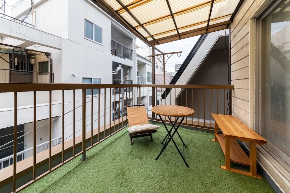 TONARINO Backpackers Hostel Free Breakfast