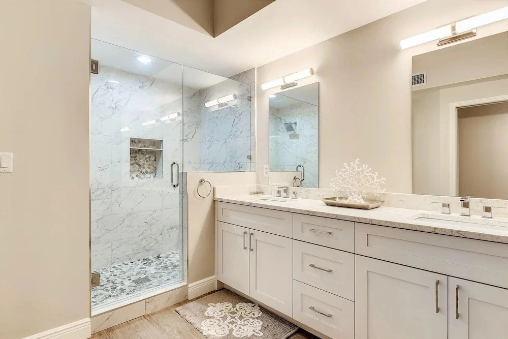 Silver Beach Towers 102w- Southern Heirs