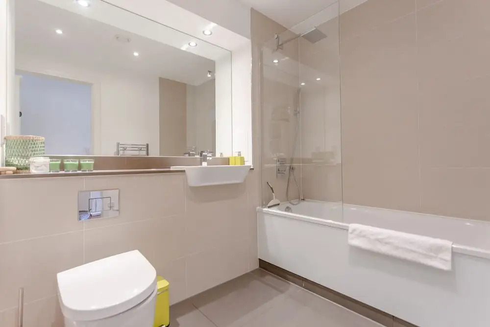 Beautifully Styled 1 Bed Flat in Canary Wharf High Rise