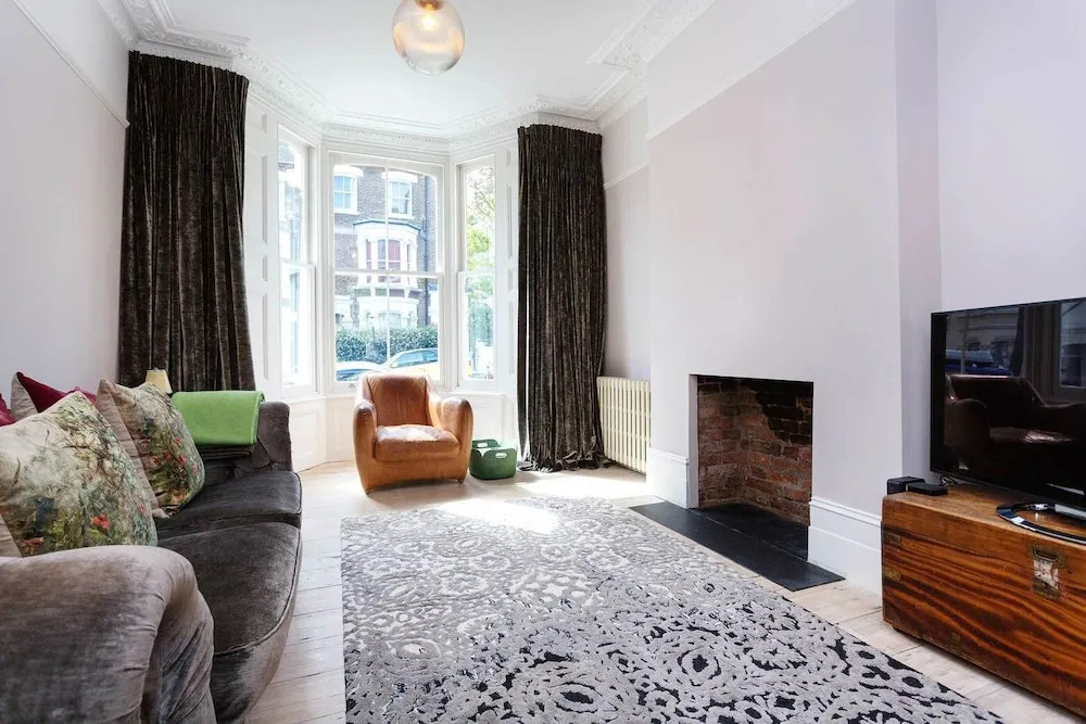 Veeve - Highgate Retreat