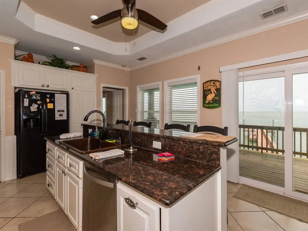 Pelican Point