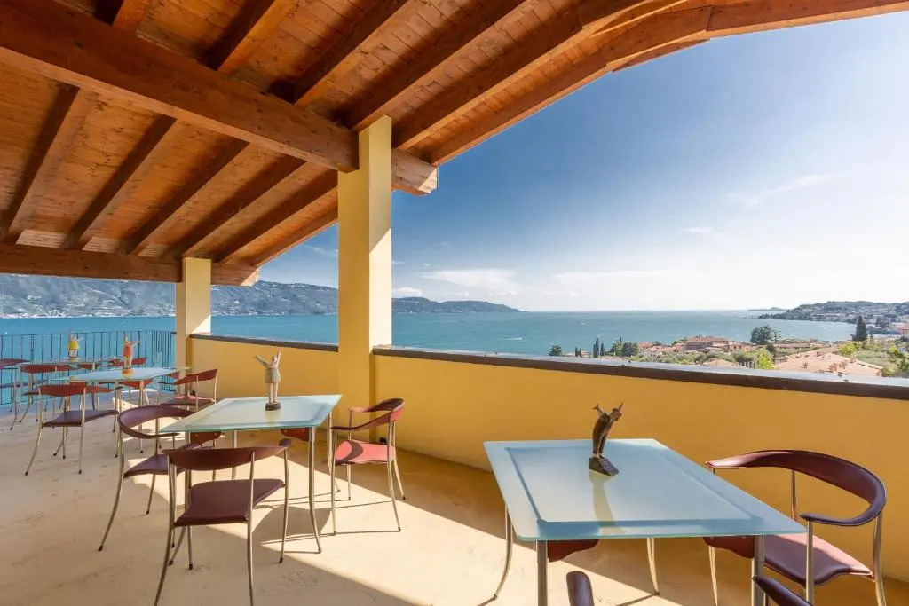 Hotel Meandro - Lake View