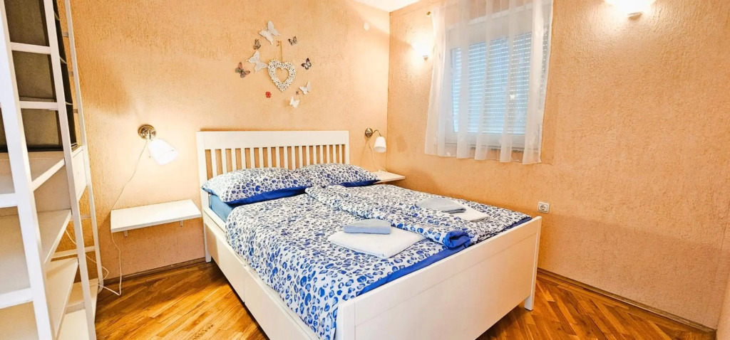 Simic Apartments