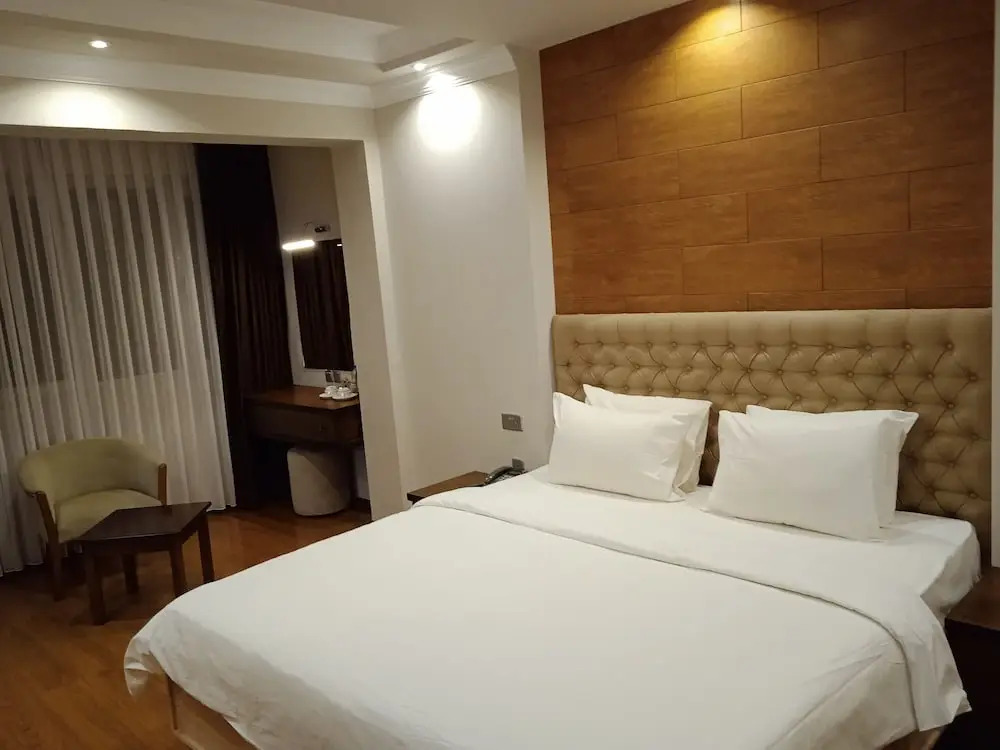 Mv Hotel