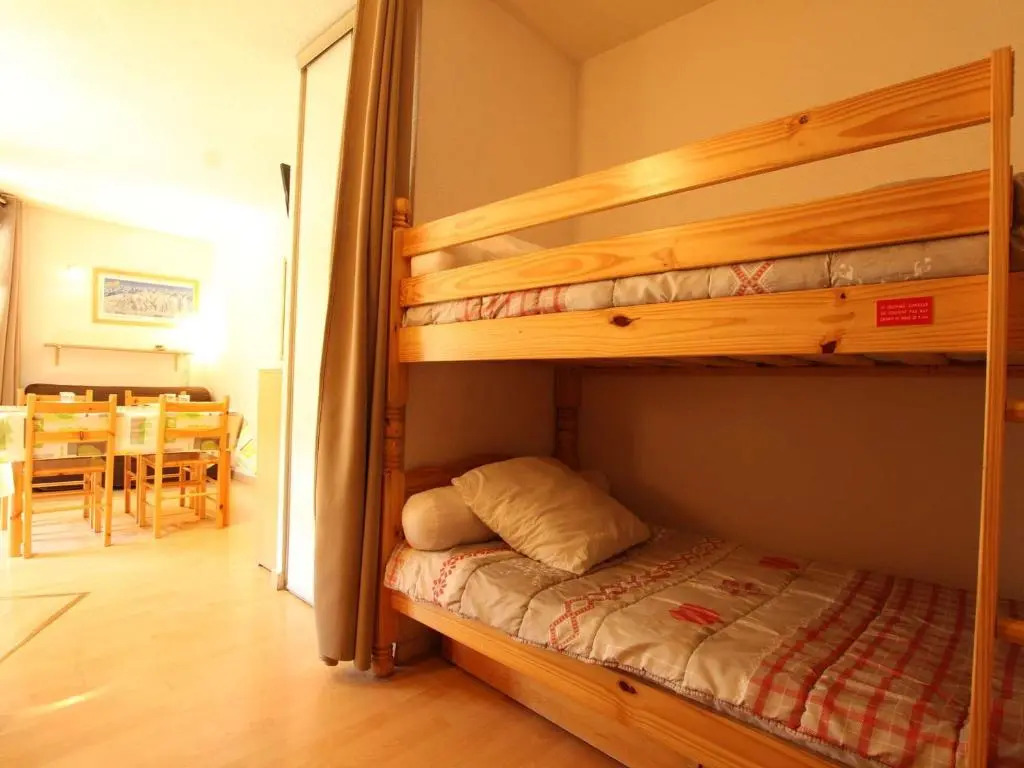 Appartement Serre Chevalier, 1 pièce, 4 personnes - FR-1-330E-51